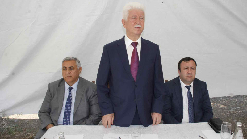 Rafiq Cəlilov Fərəcullalı kənd sakinləri ilə səyyar qəbul keçirib