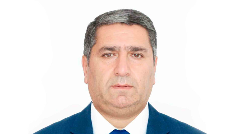 Lənkəran: Dövlət qulluqçusu təltif olunub