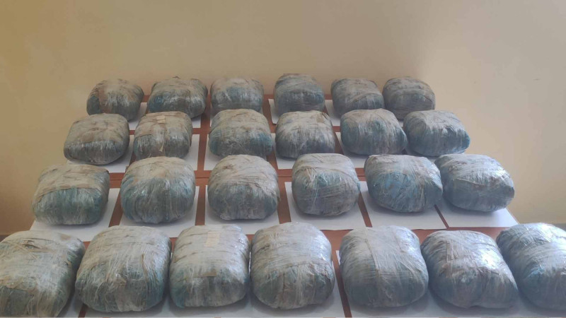 İrandan Azərbaycana 28 kiloqramdan çox narkotik keçirilməsinin qarşısı alınıb