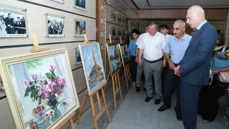 Lənkəranda Şöhrətdin Səbziyevin fərdi yaradıcılıq sərgisi təşkil olunub