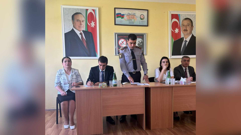 Astarada məktəblilərə maarifləndirici tədbir keçiriblər