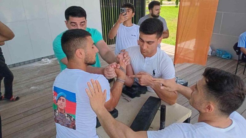 Astarada qol güləşi üzrə region turnirinin qalibləri bəlli olublar