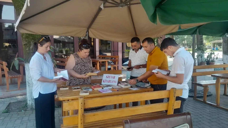 Astarada sakinlərə səyyar kitabxana xidməti göstərilib