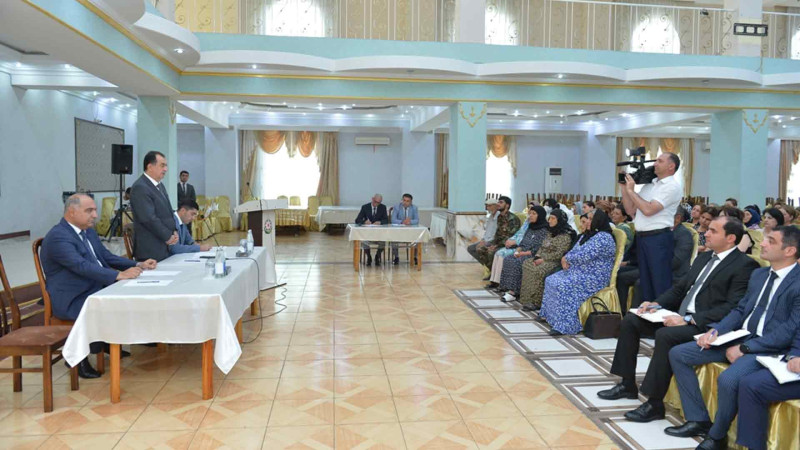 Taleh Qaraşov sakinlərlə səyyar görüşüb