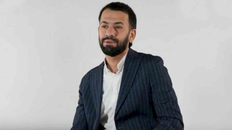 Elnur Valeh Niyama halallıq vermədi? – meyxanaçının səhifəsində paylaşım