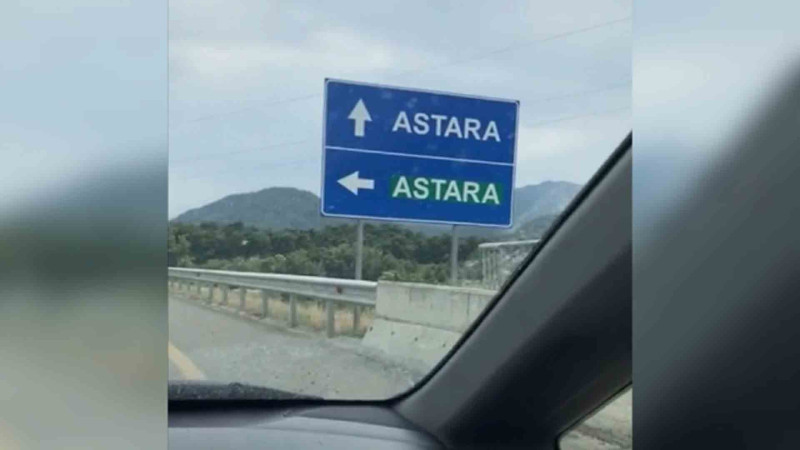 Astarada quraşdırılmış yol nişanı sürücüləri çaş-baş salır