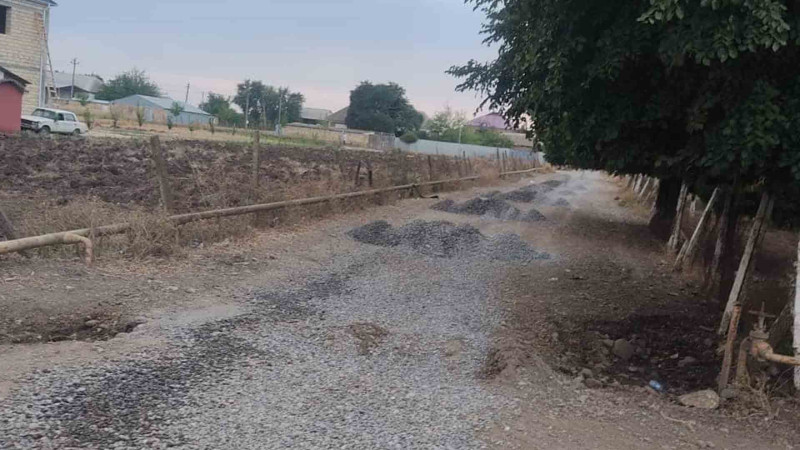 Bədirli kənd yollarının təmiri davam edir