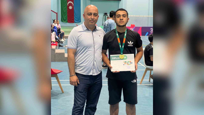 Lənkəranlı badmintonçu respublika üzrə birinci olub