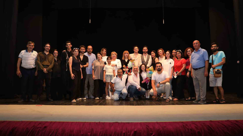 Lənkəran Dövlət Dram Teatrında Əli və Nino tamaşası nümayiş olunub