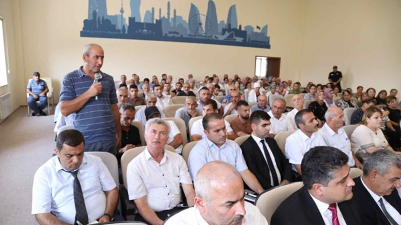 Taleh Qaraşov Ləj kəndində səyyar görüş keçirib