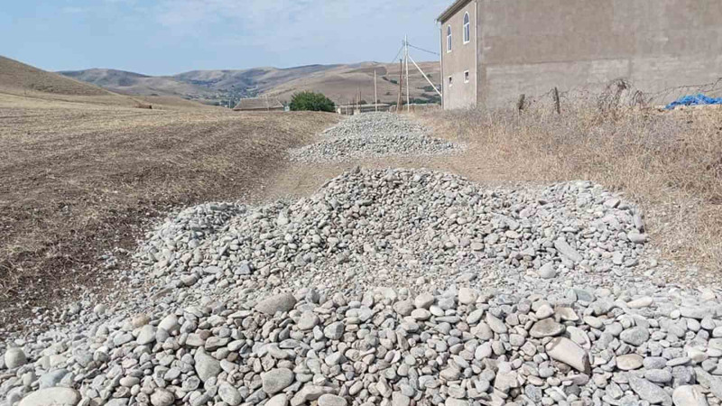 Cəlilabadda kənddaxili yolların təmiri davam edir