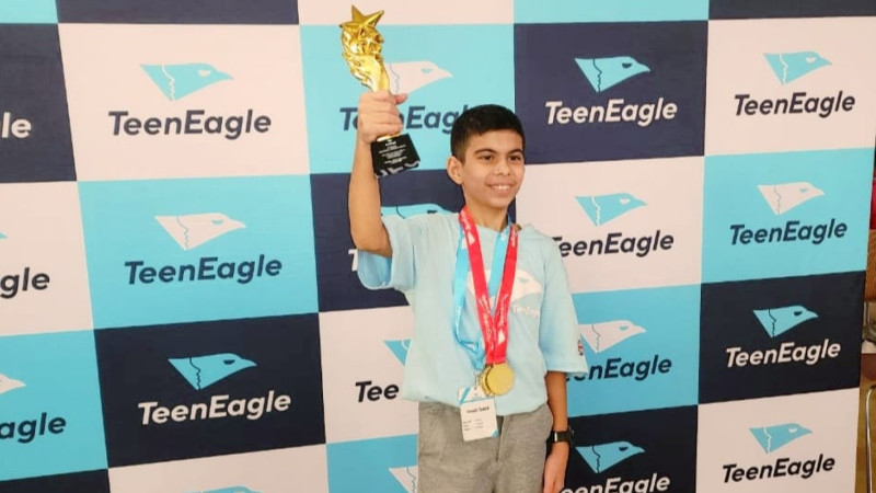 Lənkərandan olan məktəbli Londondan qızıl medalla qayıdıb