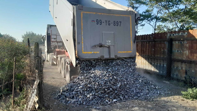 Cəlilabadda yolların təmiri davam etdirilir