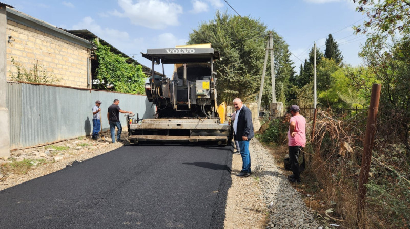 Cəlilabadda asfaltlanma işləri aparılır