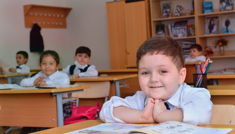 Azərbaycanda Bilik Günüdür