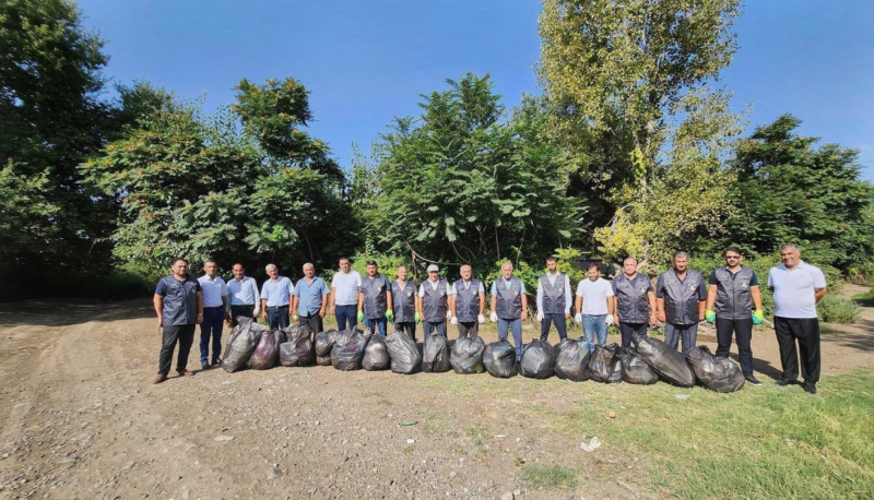 Yardımlıda “Təmiz ölkəm” devizi altında aksiya keçirilib