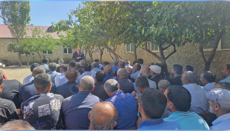 Yardımlı Rayon İcra Hakimiyyəti səyyar qəbul keçirib