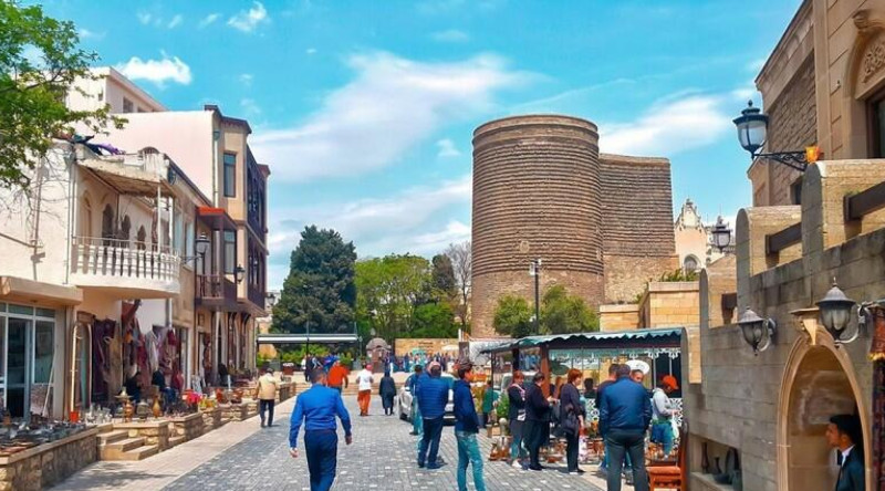 Bu il Azərbaycana 2 milyona yaxın turist gəlib