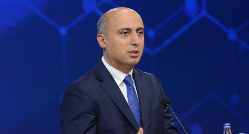 Emin Əmrullayev: Azərbaycanda 90%-dən artıq məktəb təmirlidir