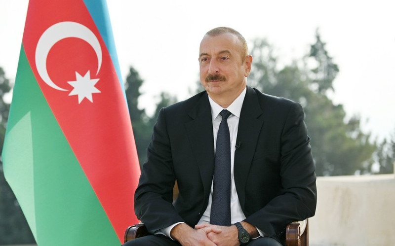 Prezidentdən Dövlət Bayrağı Günü münasibətilə paylaşım