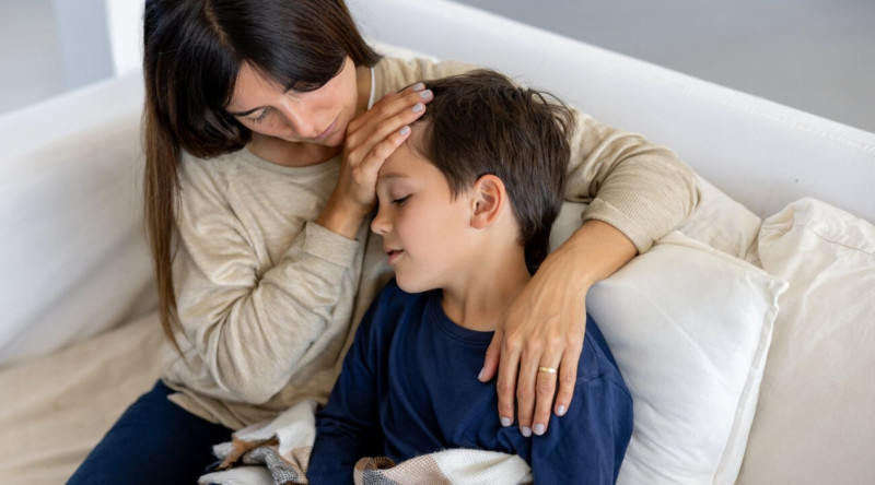 Uşaqlar arasında yayılan yeni virus nədir? - İNFEKSİONİST AÇIQLADI