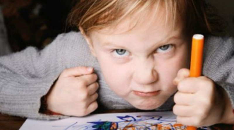 İpə-sapa “yatmayan” UŞAQLAR – Ərköyünlük, yoxsa valideynlərin yanlış TƏRBİYƏSİ?