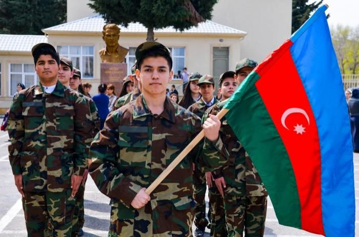 Hərbi xidmətdən boyun qaçıranlar ölkədən çıxa bilməyəcək