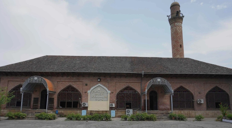 Lənkəranın 161 yaşlı Böyük bazar məscidi - VİDEO