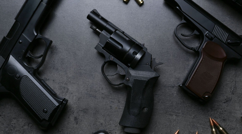 Odlu silah əldə etmək üçün tələb olunan yaş həddi artırılır