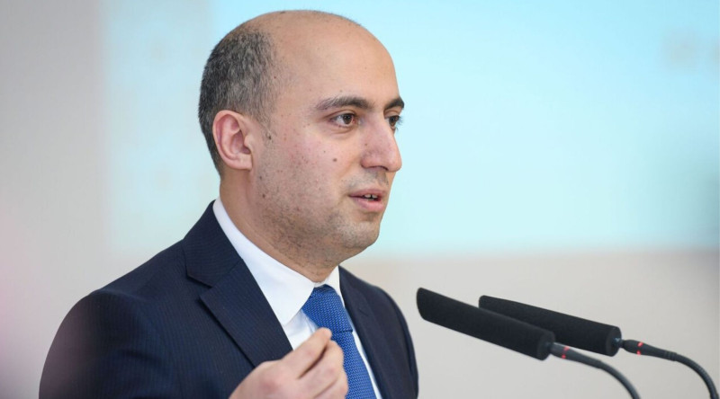 Nazir: “Qadınların təhsil səviyyəsinin artırılması önəmlidir”