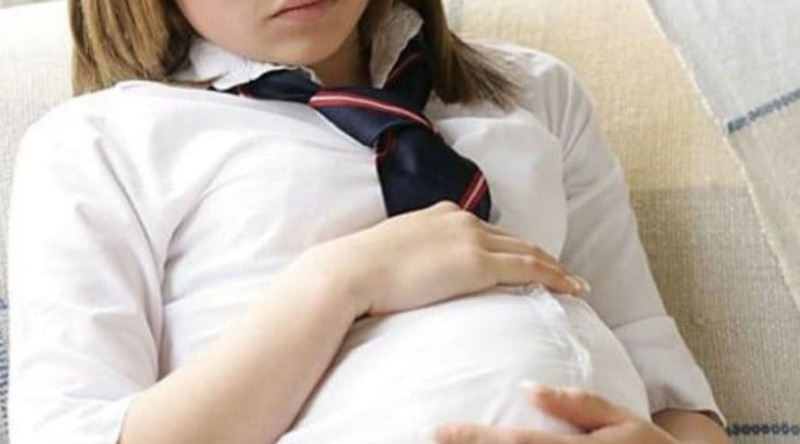 Yetkinlik yaşına çatmayan ana: Ərimə baxmaq üçün evlənməyi qərara aldıq