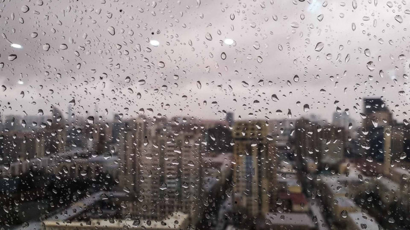 Hava qısamüddətli yağıntılı olub