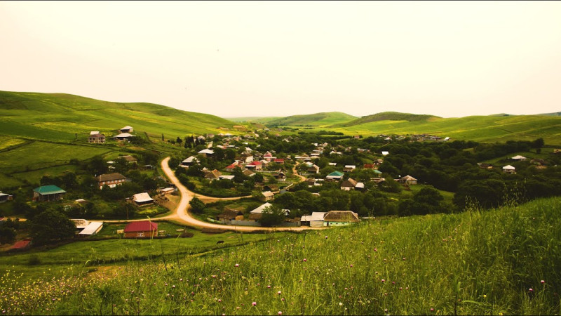 Azərbaycanda kəndlərin sayı AZALIB