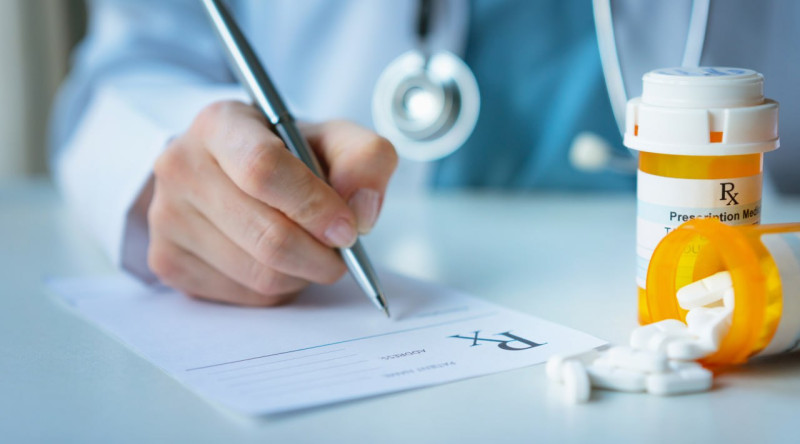 Kağız reseptlərdən istifadə zamanla tamamilə ləğv olunacaq