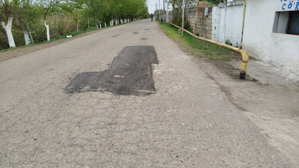 Biləsuvarda yol və qaz problemləri həll edildi