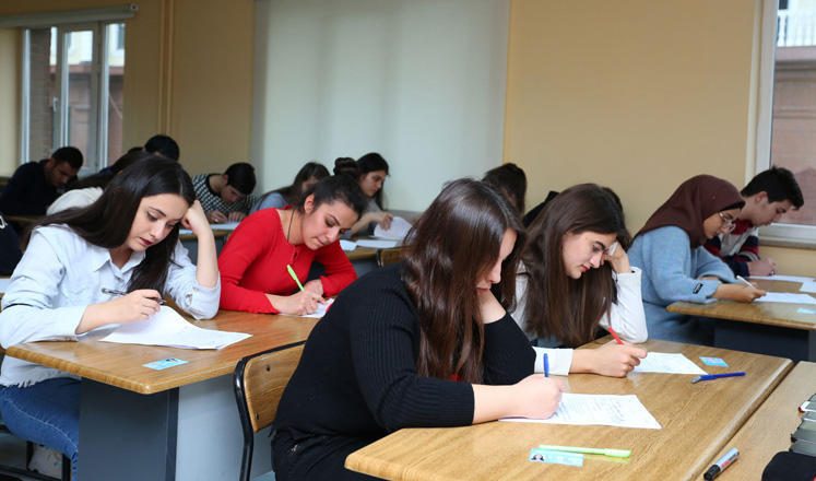 10 min abituriyent buraxılış imtahanlarından ŞİKAYƏT EDİB