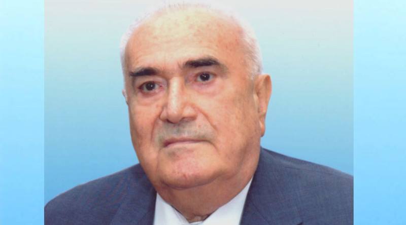 19 mindən çox uğurlu əməliyyat edən akademikin 98 illiyidir