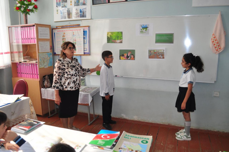 Astaranın balaca ürəklərinə 46 il dərs deyən müəllim - MÜSAHİBƏ + FOTO