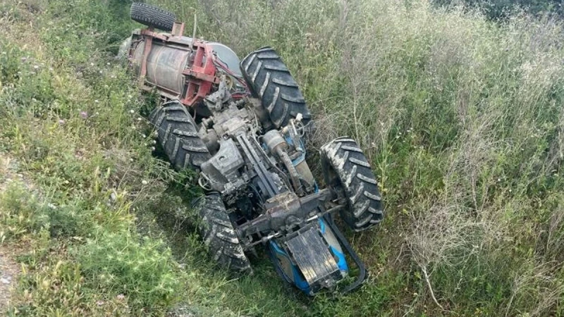 Yardımlıda traktor aşıb, sürücü ölüb