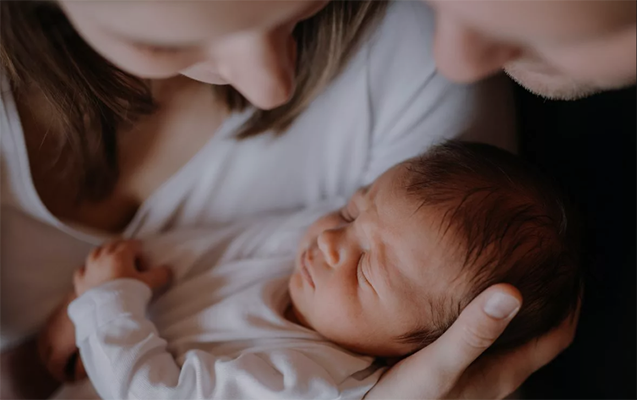 Azərbaycanda 737 uşaq övladlığa verilib