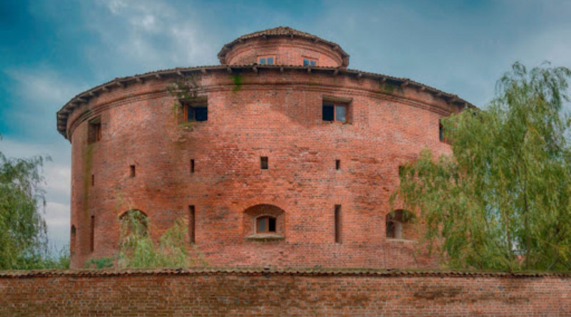 Lənkəran Dairəvi qalasının bərpa prosesinin ləngiməsinin səbəbi açıqlanıb