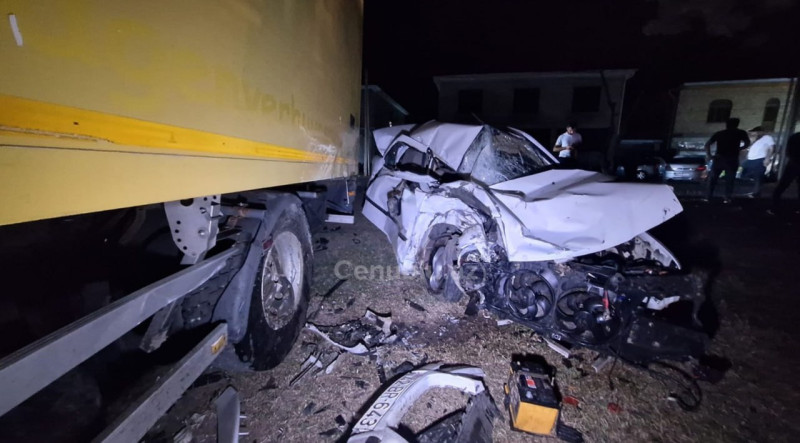 Lənkəranda qəza: Gənc sürücü ölüb - FOTO