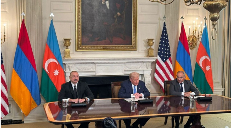 ABŞ, Azərbaycan, Ermənistan liderləri üçtərəfli bəyanatla çıxış edirlər - CANLI
