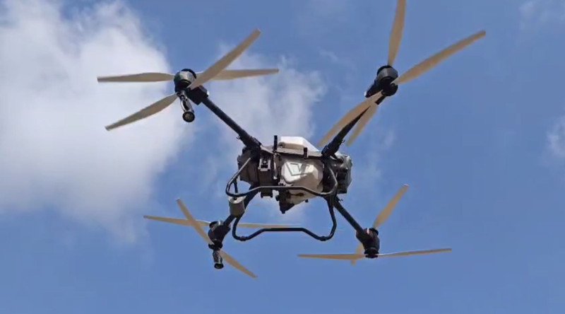 Biləsuvarda təsərrüfat dronlarından istifadə olunmağa başlanılıb