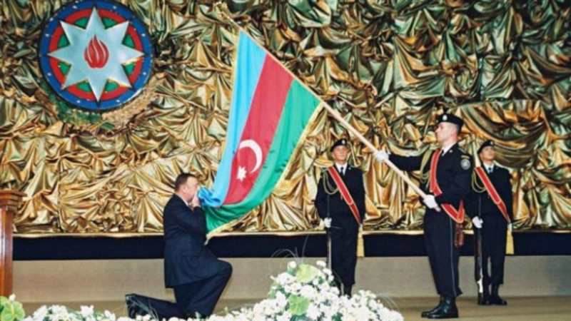 Prezidentin ilk inaqurasiyasından 22 il ötür