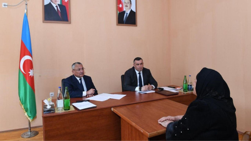 Biləsuvarda keçmiş məcburi köçkünlərin müraciətləri dinlənilib