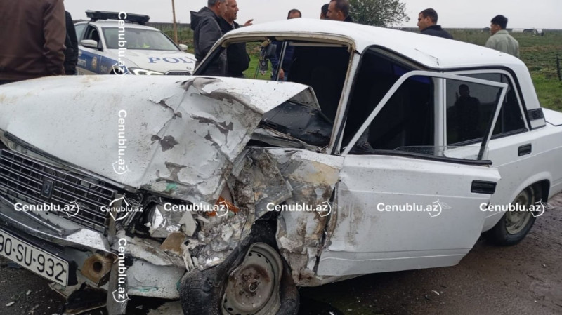 Cəlilabadda baş verən qəzada sürücü xəsarət alıb