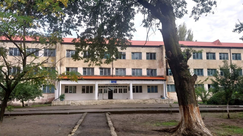 Boladı məktəbində istilik problemi: Soyuqda keçilən dərslər