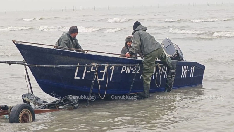 Xəzərdə suyun geri çəkilməsi balıqçıları çətin vəziyyətə salıb – Qayıqların sayı azalır
