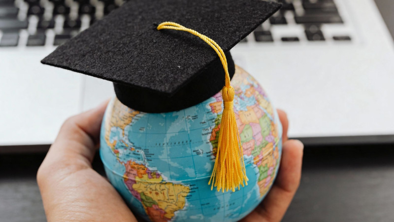 Təhsil tələbə kreditindən yararlanmaq istəyənlərin NƏZƏRİNƏ